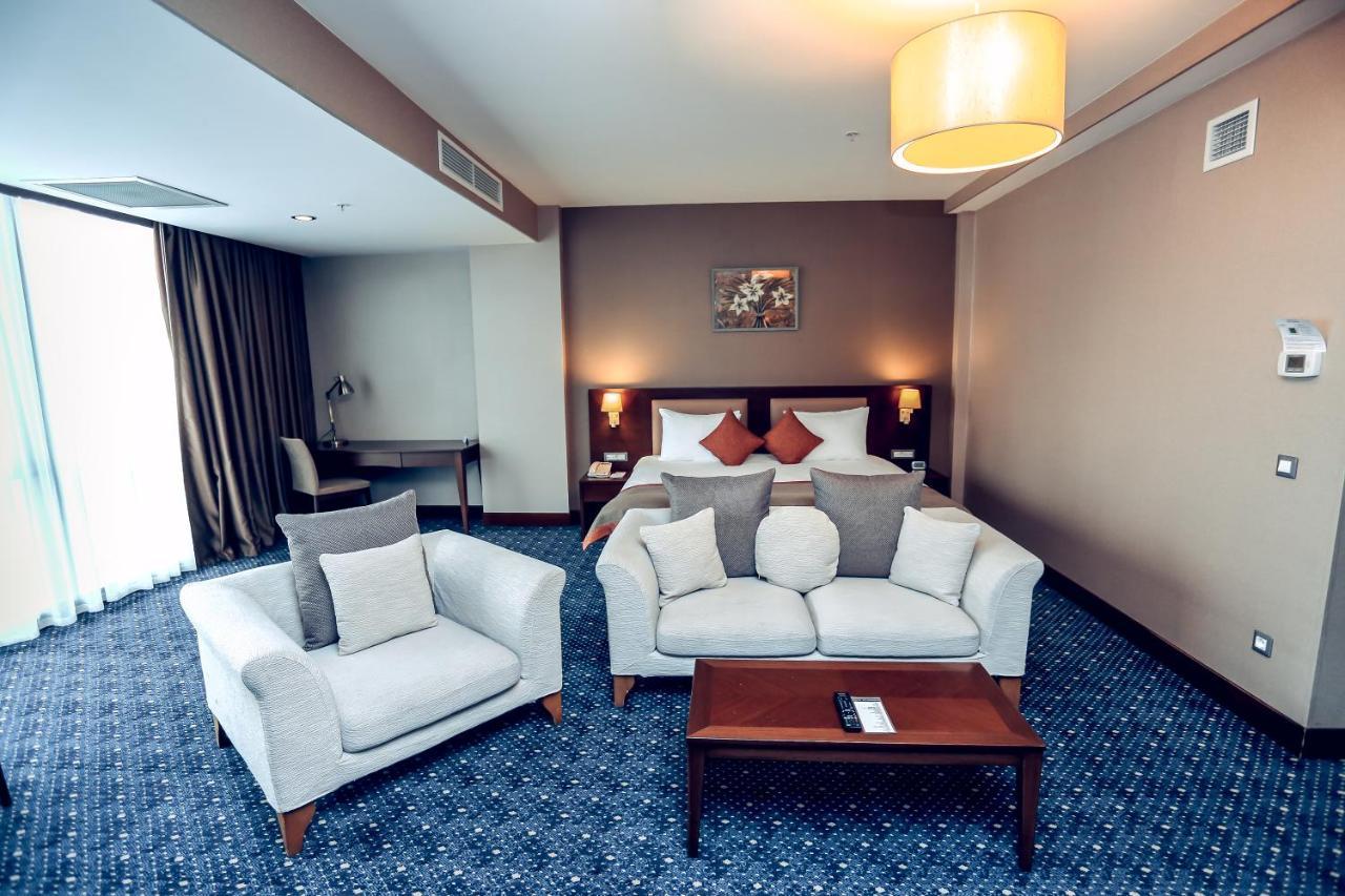 Parkside Hotel & Apartments Baku Bagian luar foto