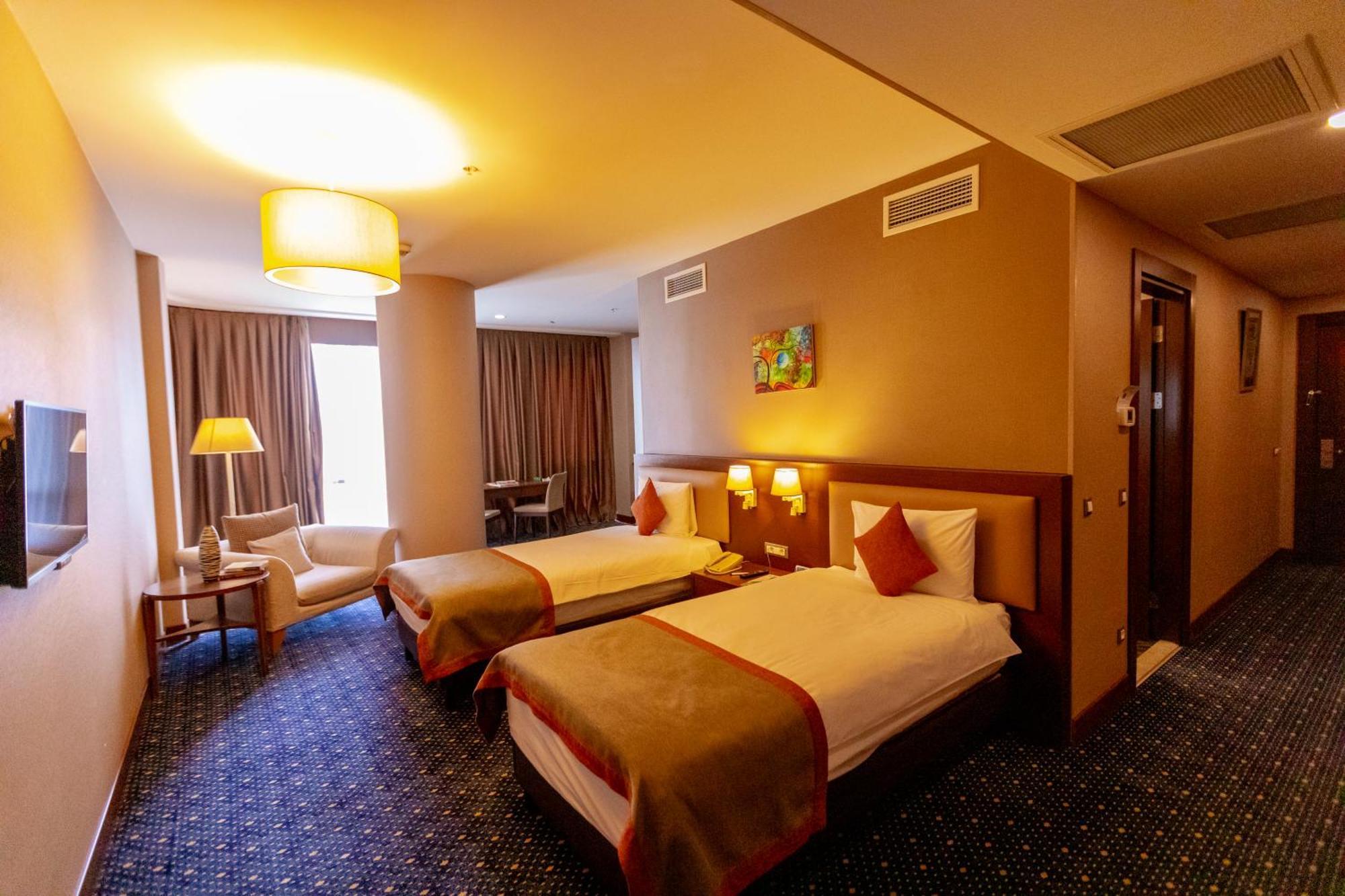 Parkside Hotel & Apartments Baku Bagian luar foto